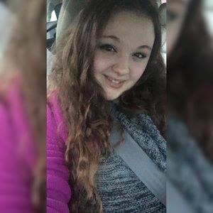 Meet your Posher, Sabrina